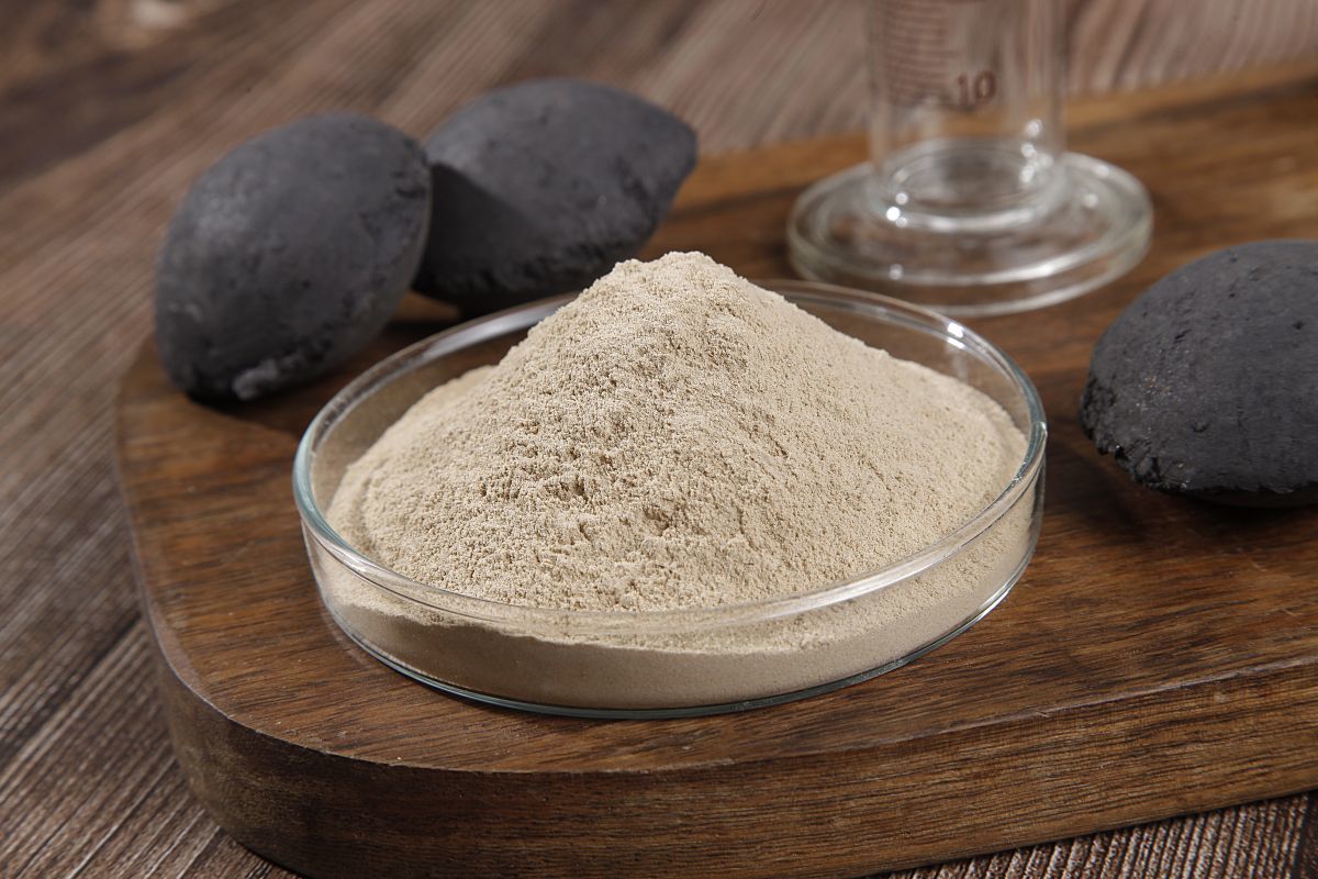 粘合剂的正确使用是至关沉要，若何使用矿粉粘合剂？