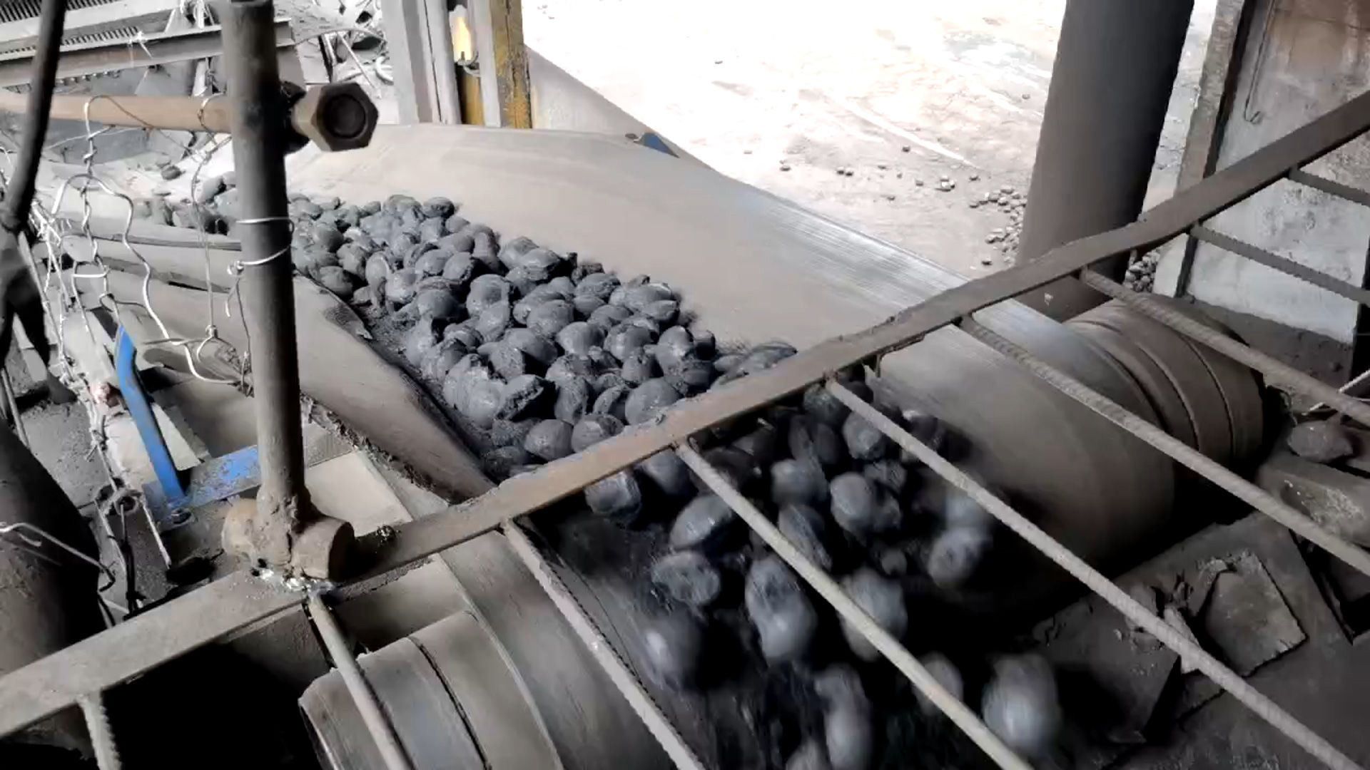 钢厂固废和冶金炉料